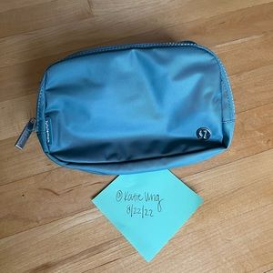 Lululemon Everywhere Belt Bag tidewater teal NWT